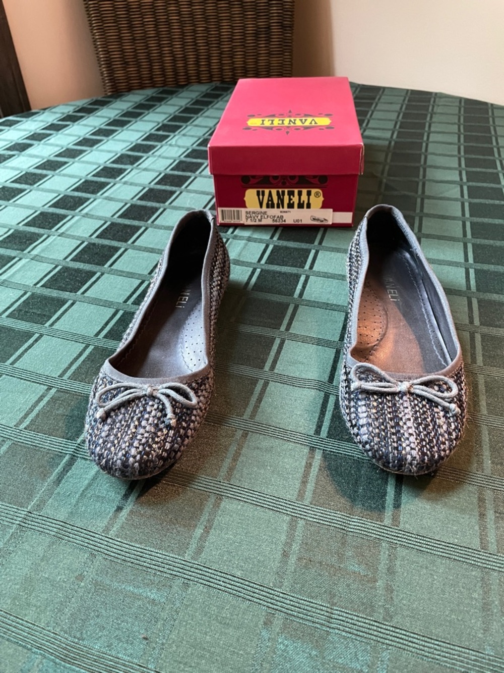 Vaneli Blue-Gray Knit Bow Ballet Flats